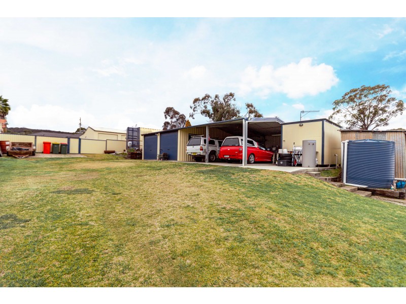 14 Railway Avenue, Portland NSW 2847