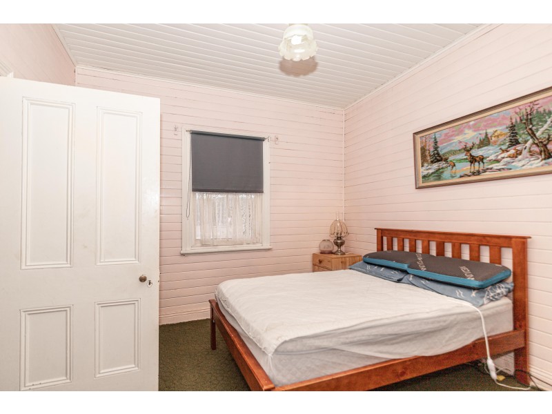 14 Railway Avenue, Portland NSW 2847