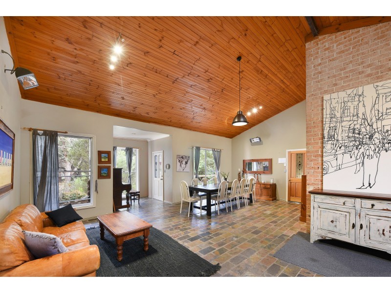 63 Coxs River Road, Little Hartley NSW 2790