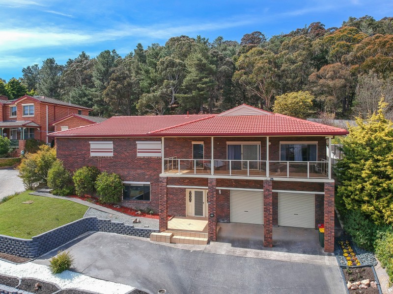 13 Blaxland Street, Lithgow NSW 2790