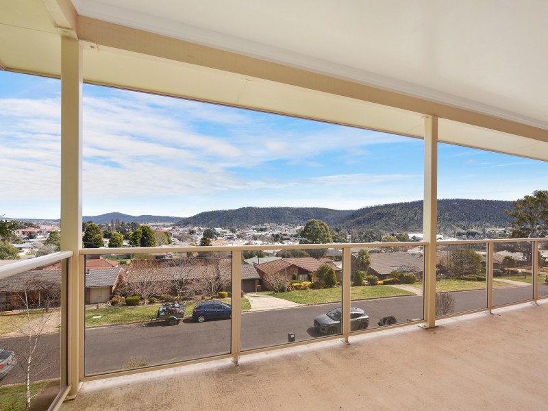 13 Blaxland Street, Lithgow NSW 2790