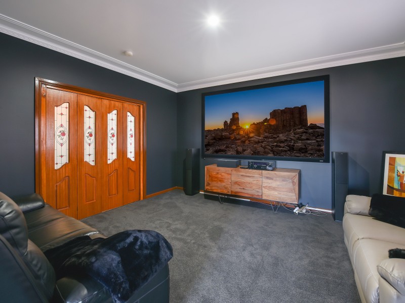 13 Blaxland Street, Lithgow NSW 2790
