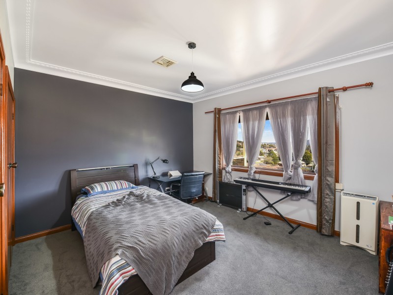 13 Blaxland Street, Lithgow NSW 2790