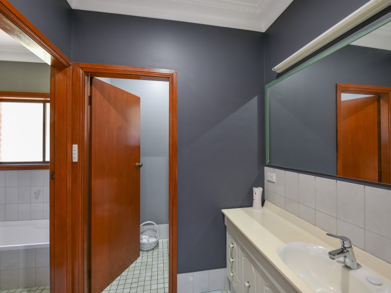 13 Blaxland Street, Lithgow NSW 2790