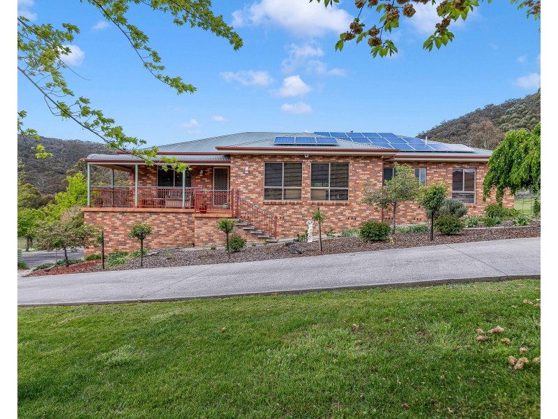 3 Hassans Walls Road, Lithgow NSW 2790