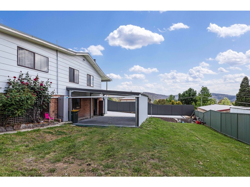 3 Hill Range Crescent, Lithgow NSW 2790