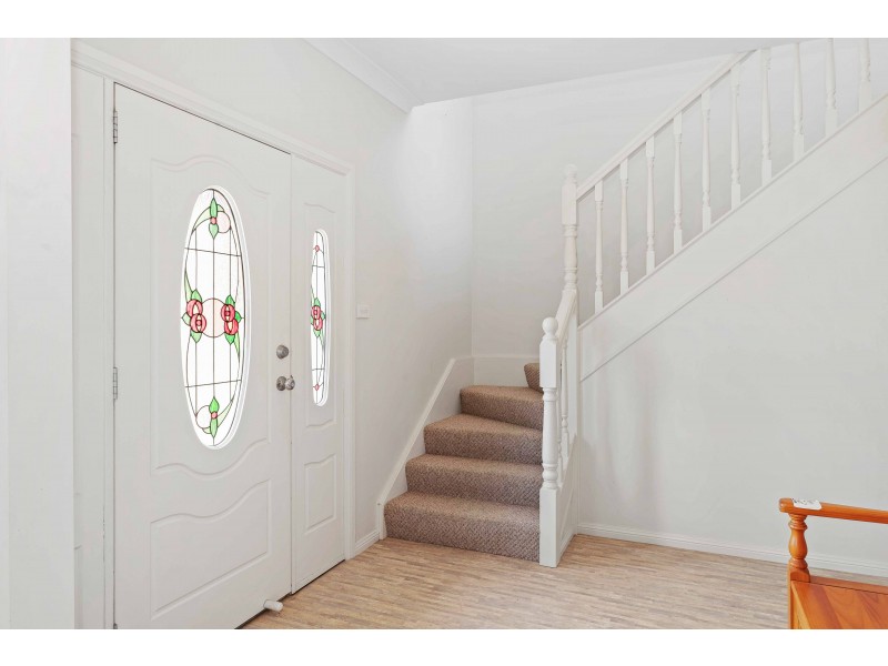 5 Adina Crescent, Bowenfels NSW 2790