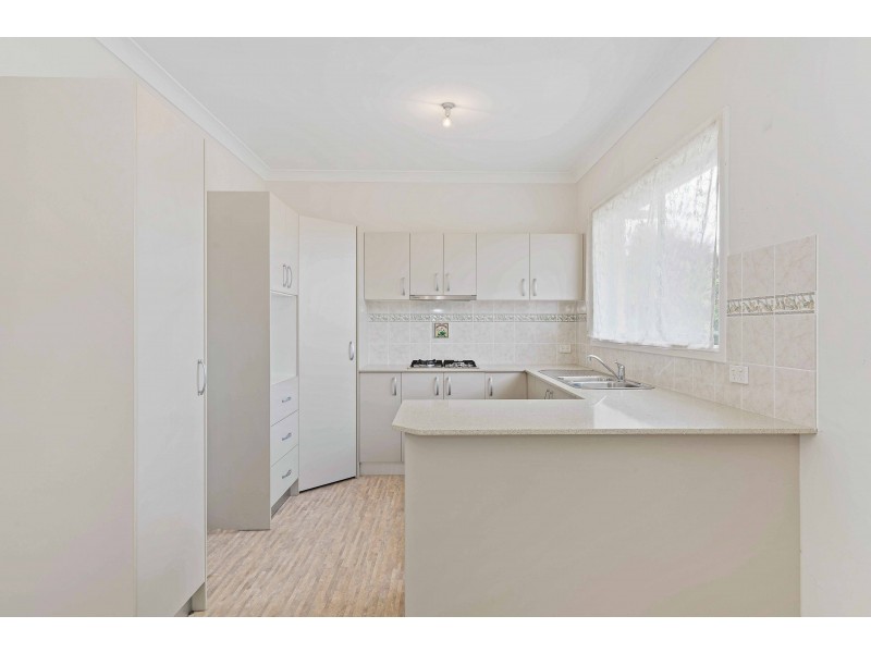 5 Adina Crescent, Bowenfels NSW 2790