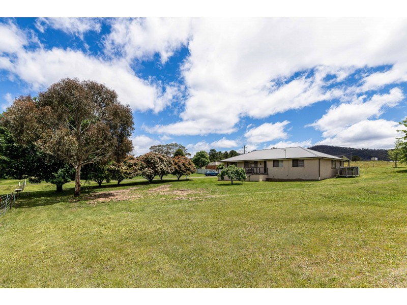 121 Reserve Road, Marrangaroo NSW 2790