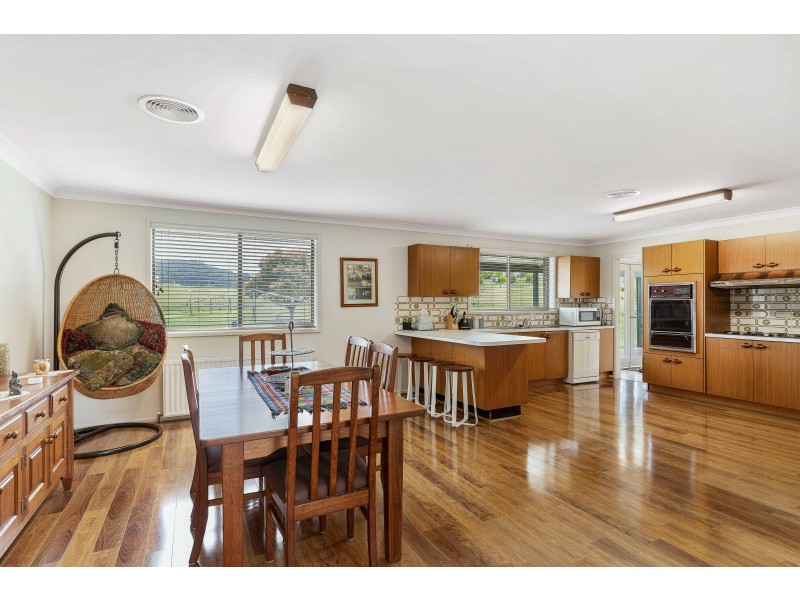 121 Reserve Road, Marrangaroo NSW 2790