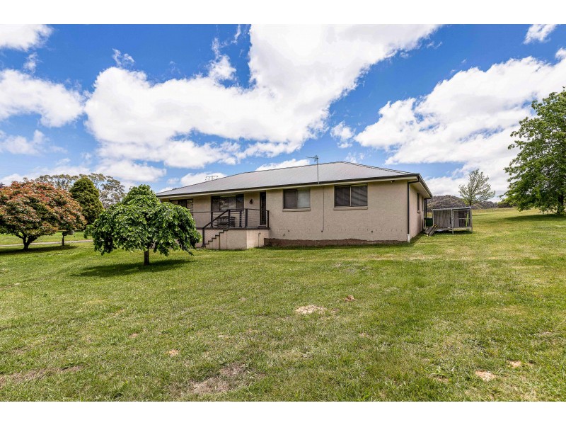 121 Reserve Road, Marrangaroo NSW 2790