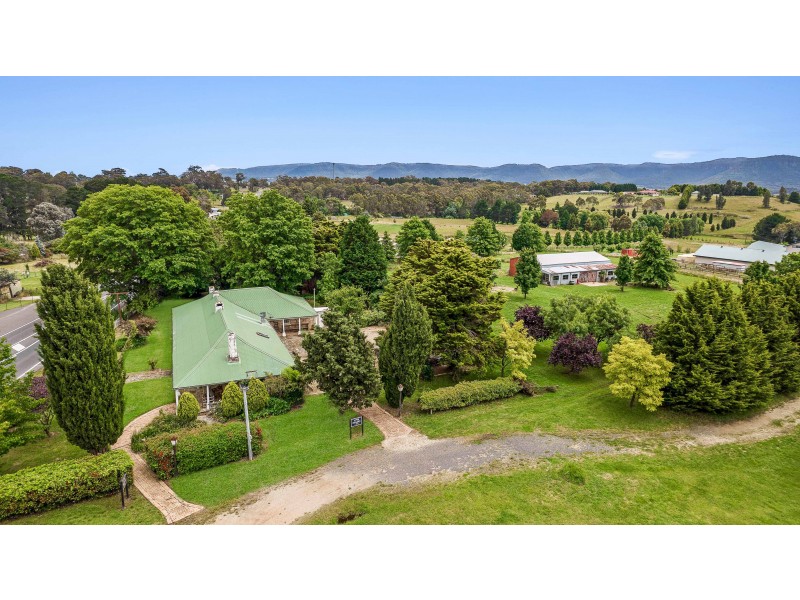 5 AMBERMERE DRIVE, Little Hartley NSW 2790