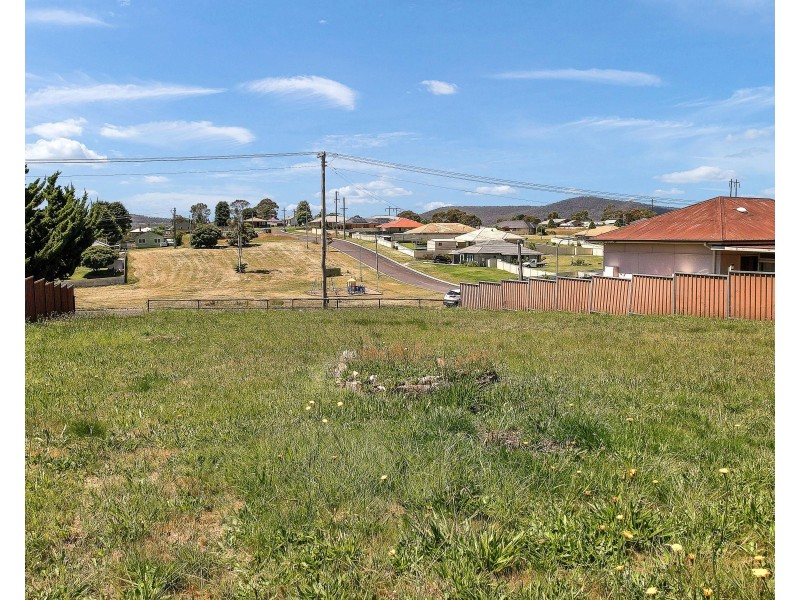37 Cary Avenue, Wallerawang NSW 2845