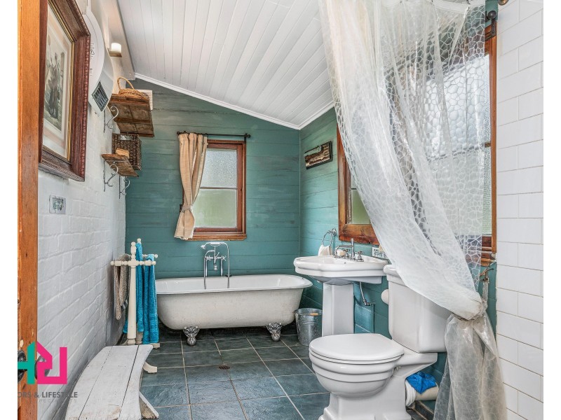 348 Hartley Vale Road, Hartley Vale NSW 2790