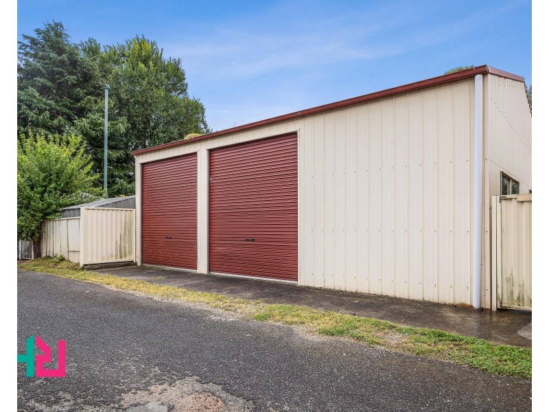 27 Read Avenue, Lithgow NSW 2790