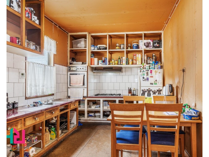 27 Read Avenue, Lithgow NSW 2790