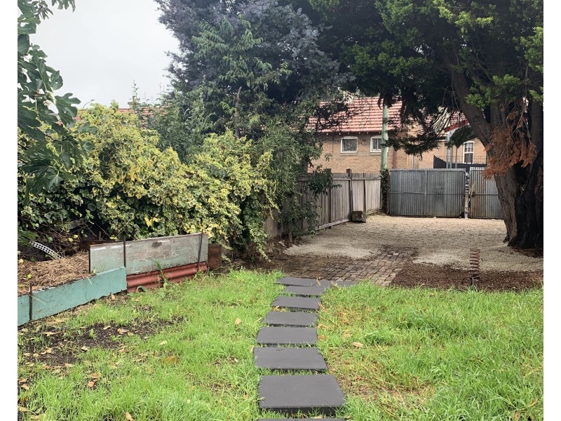 17 MAIN STREET, Lithgow NSW 2790