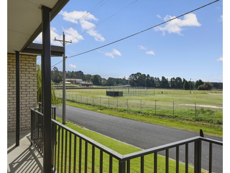 37 Villiers Street, Portland NSW 2847