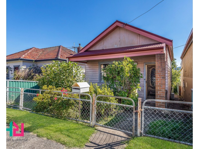 107 Martini Parade, Lithgow NSW 2790