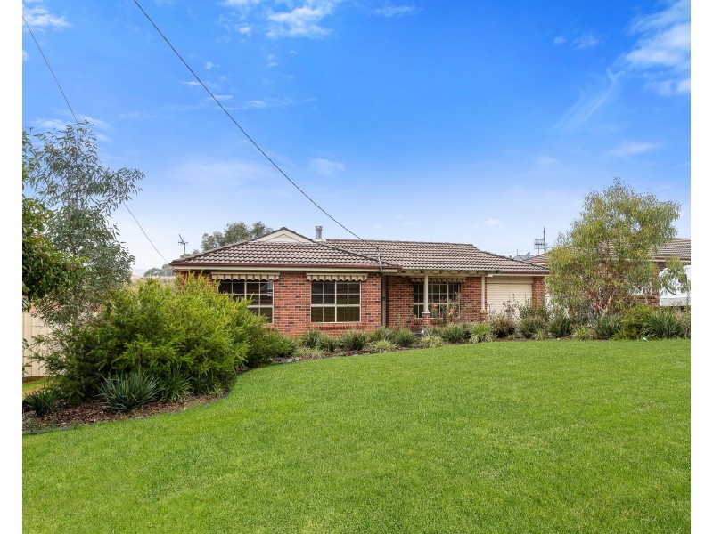 4 Cary Avenue, Wallerawang NSW 2845