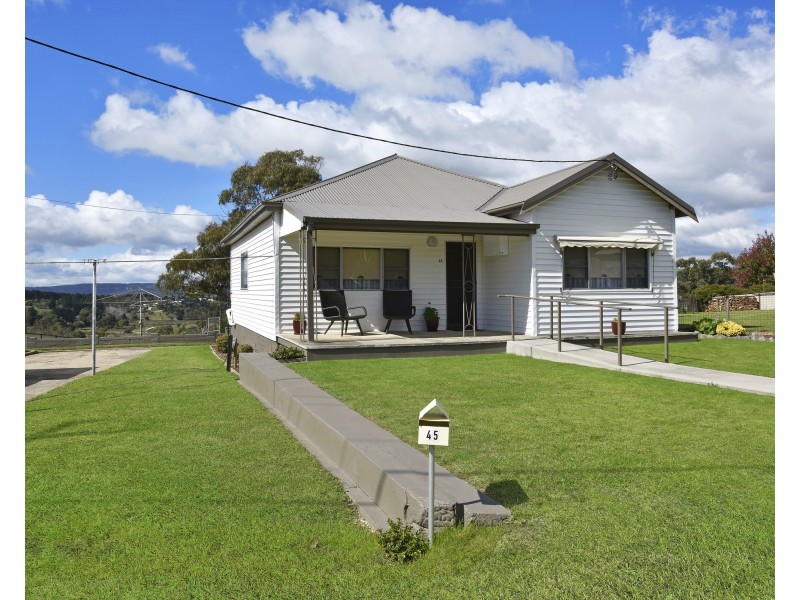 45 Ridge Street, Portland NSW 2847