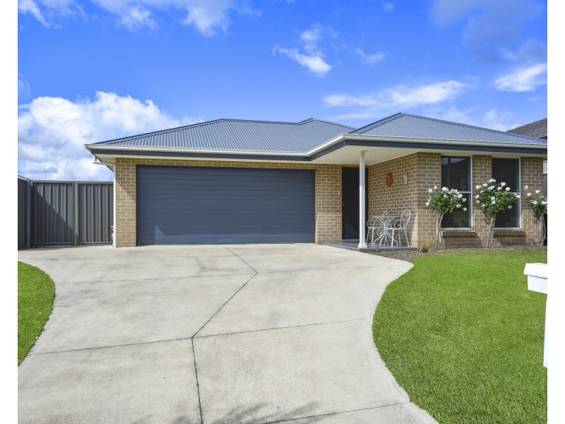 12 Fitzgerald Street, Wallerawang NSW 2845