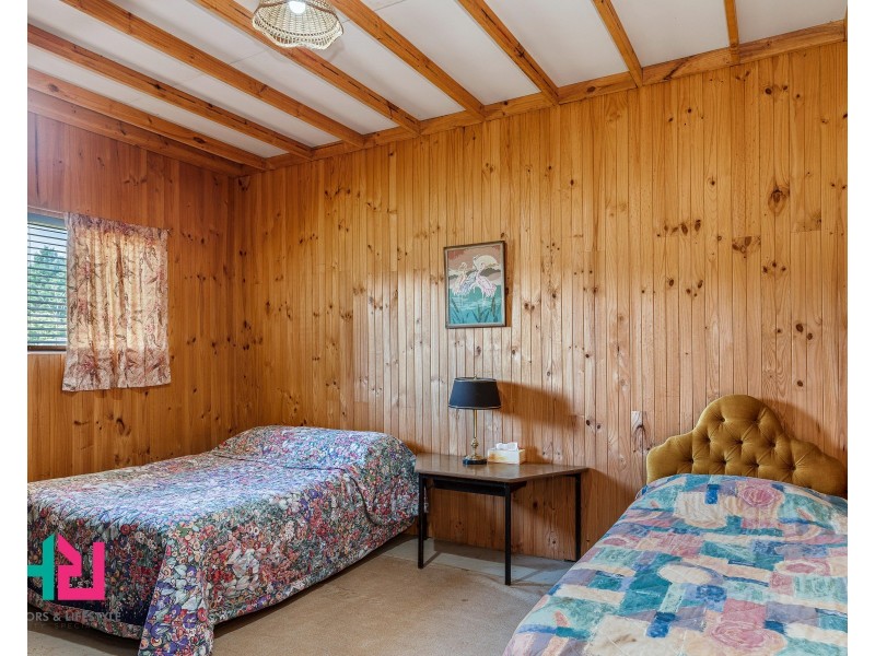 499 Razorback Road, Running Stream NSW 2850
