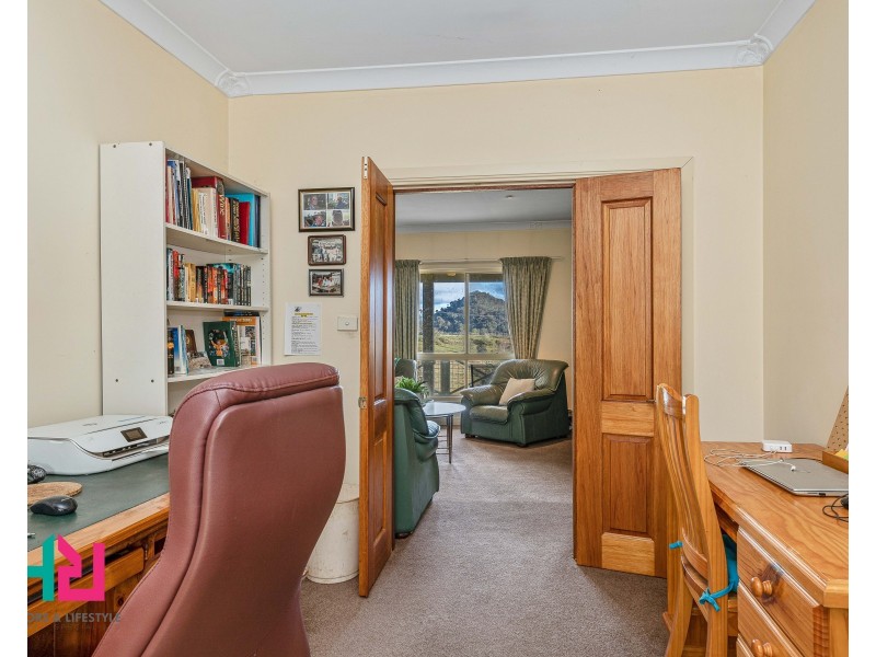 36 Marsden View Close, Kanimbla NSW 2790