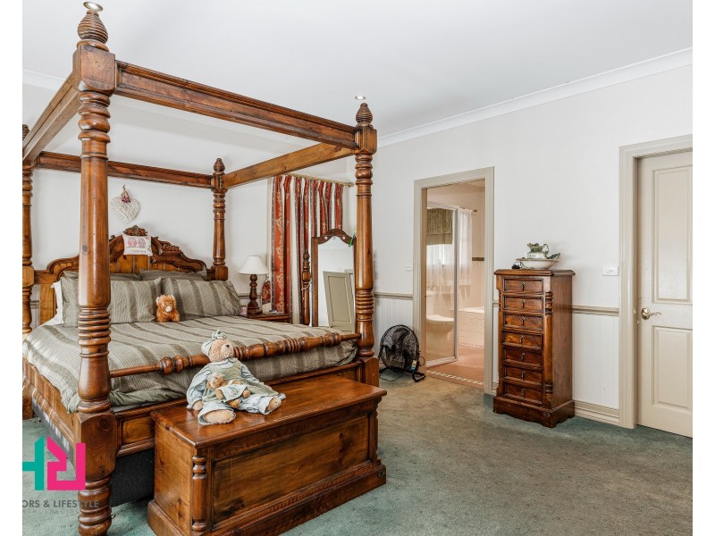 751 Browns Gap Road, Hartley NSW 2790