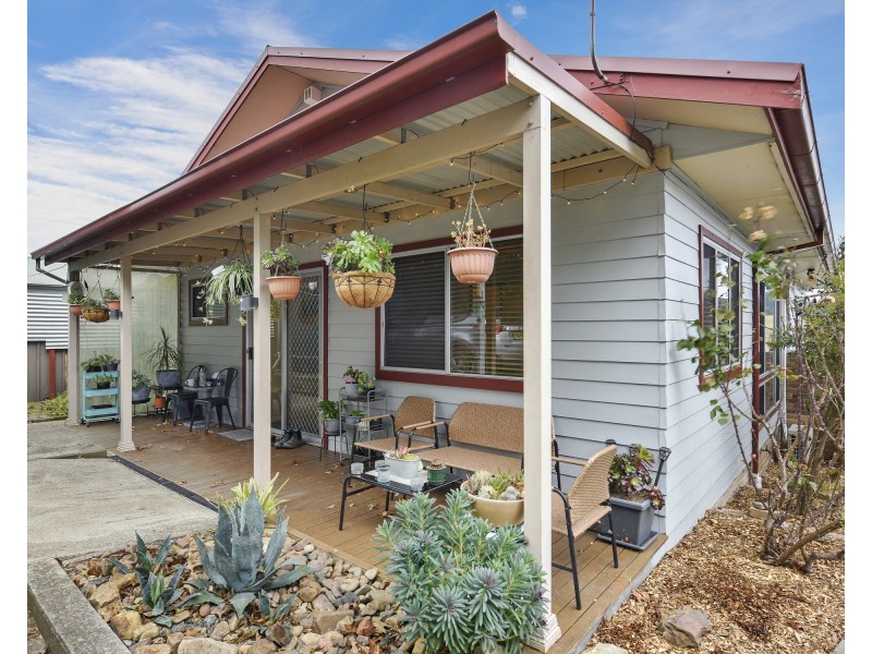 9 Andrew Street, Bowenfels NSW 2790