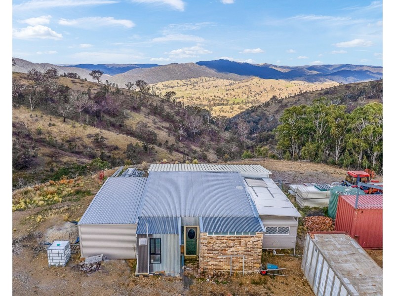 1211 Razorback Road, Running Stream NSW 2850