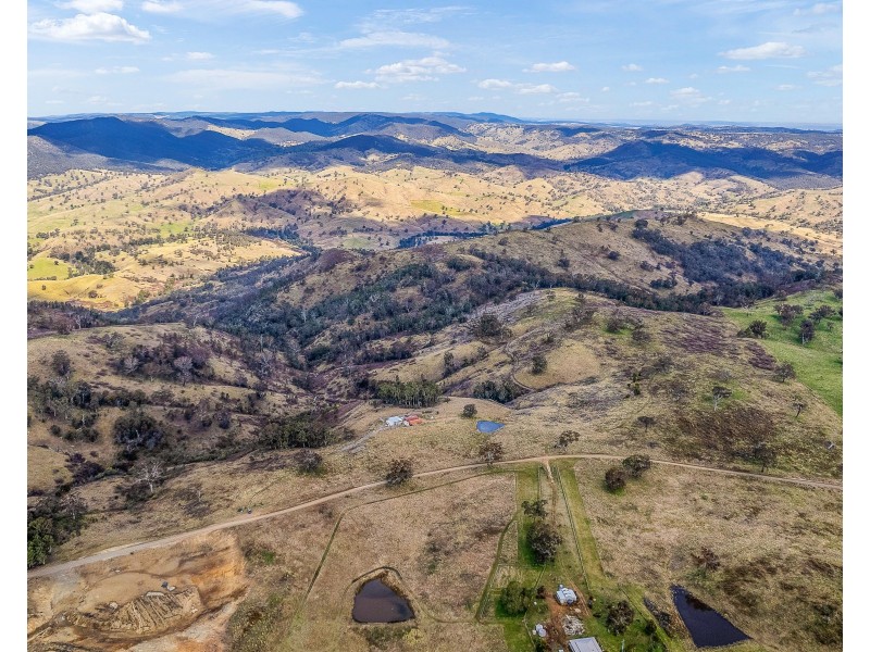 1211 Razorback Road, Running Stream NSW 2850