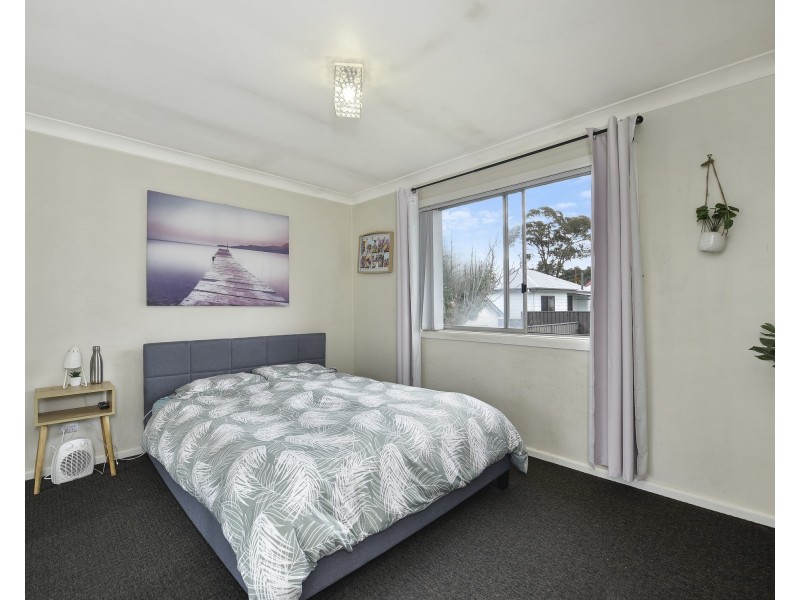 8 Caroline Avenue, Bowenfels NSW 2790