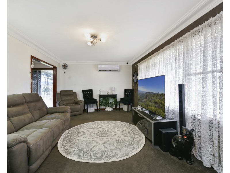 2 McKenzie Place, Littleton NSW 2790