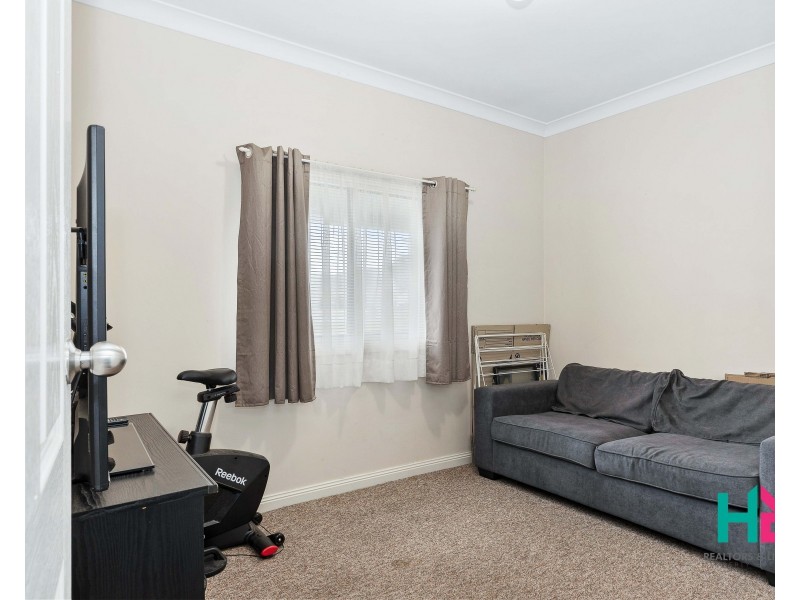 11 Inner Crescent, Bowenfels NSW 2790