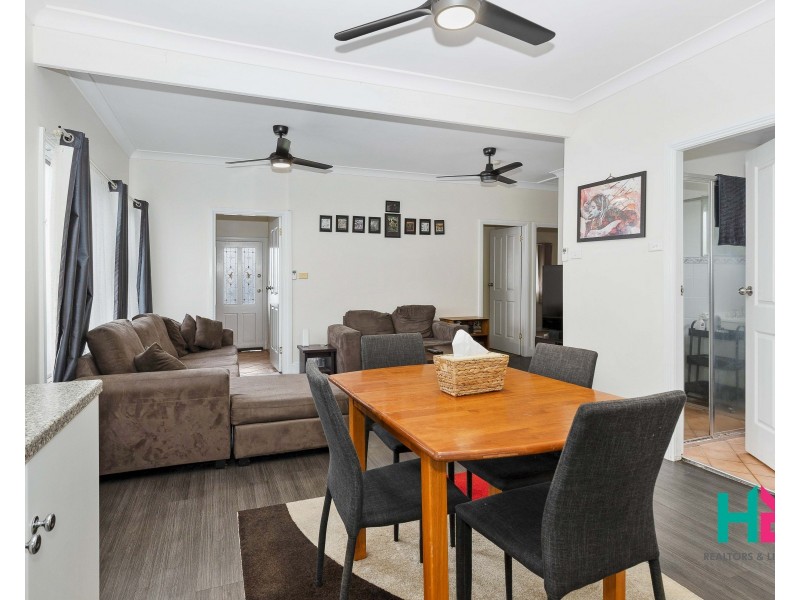 11 Inner Crescent, Bowenfels NSW 2790