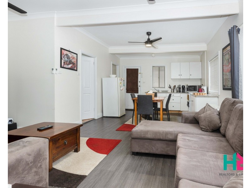 11 Inner Crescent, Bowenfels NSW 2790
