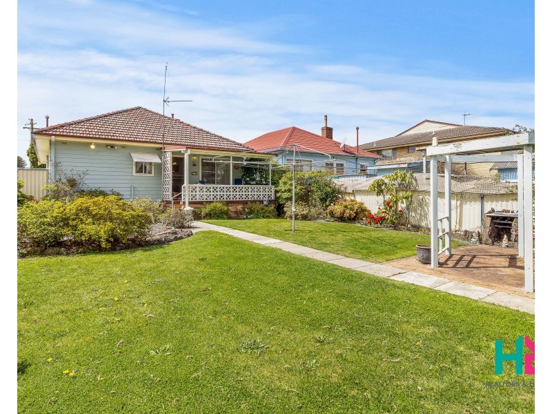 14 Sandford Avenue, Lithgow NSW 2790