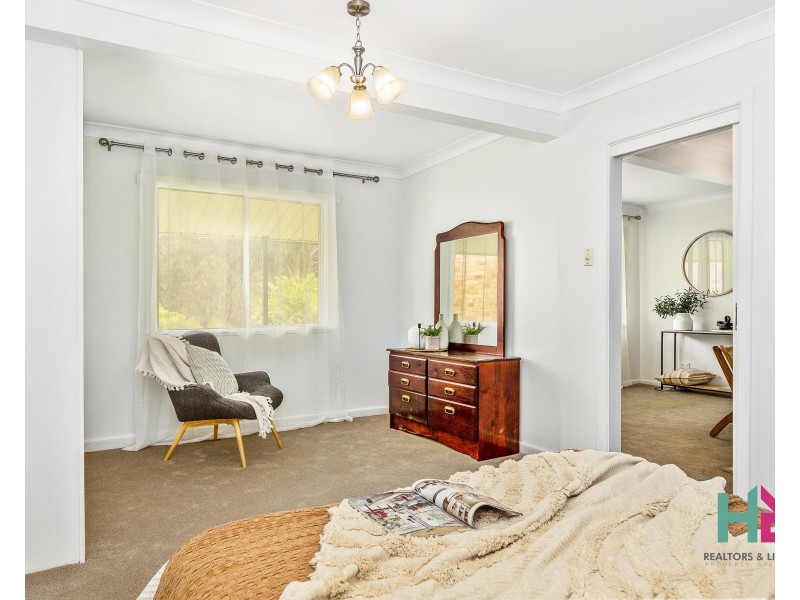3 Brook Street, Oakey Park NSW 2790