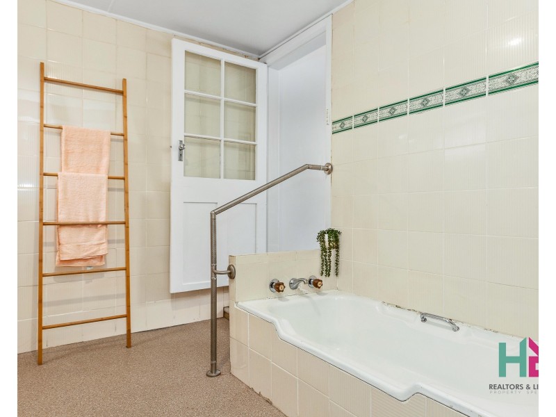 3 Brook Street, Oakey Park NSW 2790