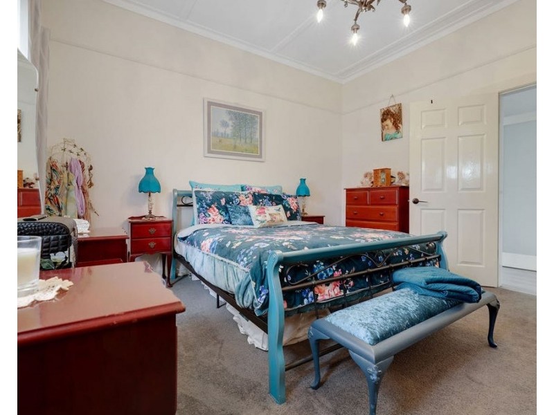 8 Wallerawang Road, Portland NSW 2847
