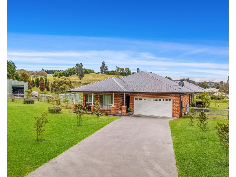 10 Collits Place, Little Hartley NSW 2790