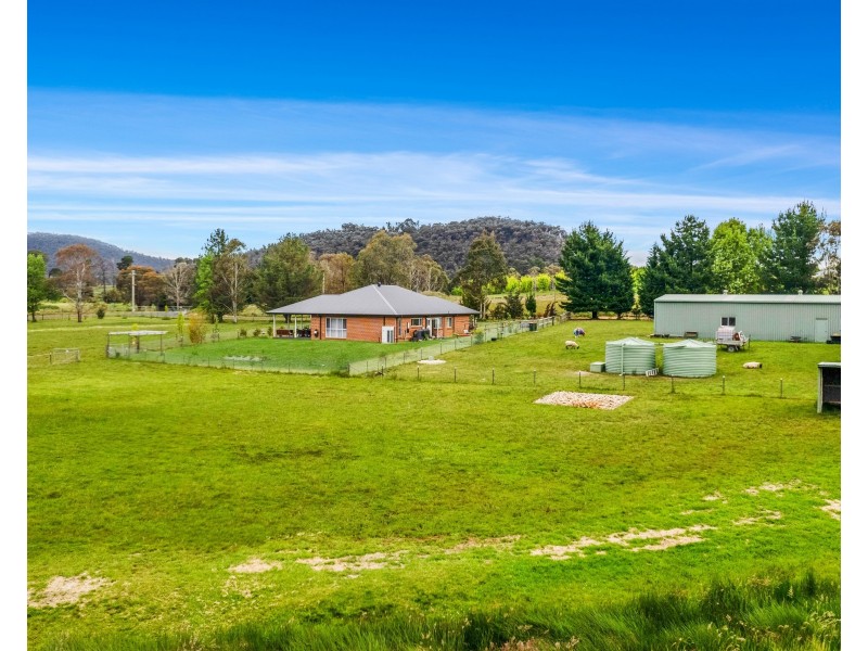 10 Collits Place, Little Hartley NSW 2790