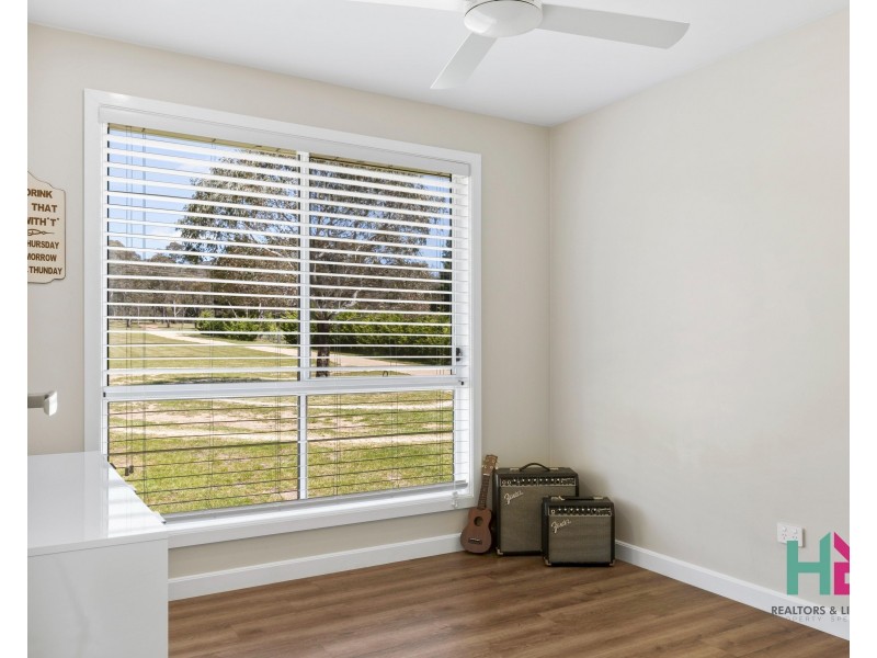 75 Oakey Forest Road, Marrangaroo NSW 2790