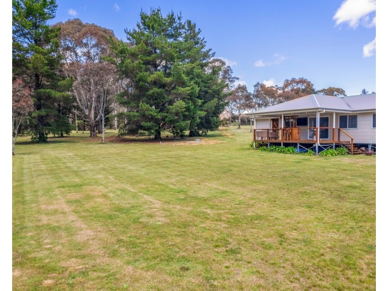75 Oakey Forest Road, Marrangaroo NSW 2790