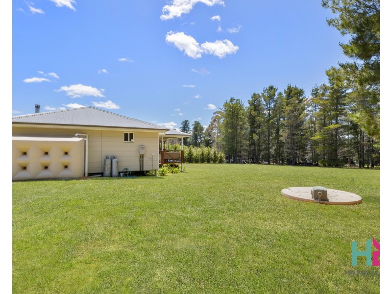75 Oakey Forest Road, Marrangaroo NSW 2790