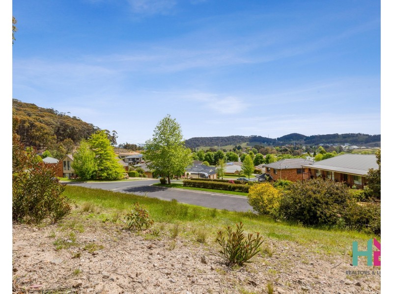 4 Amber Grove, South Bowenfels NSW 2790