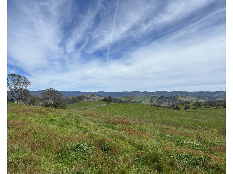 427 Cullenbenbong Road, Ganbenang NSW 2790