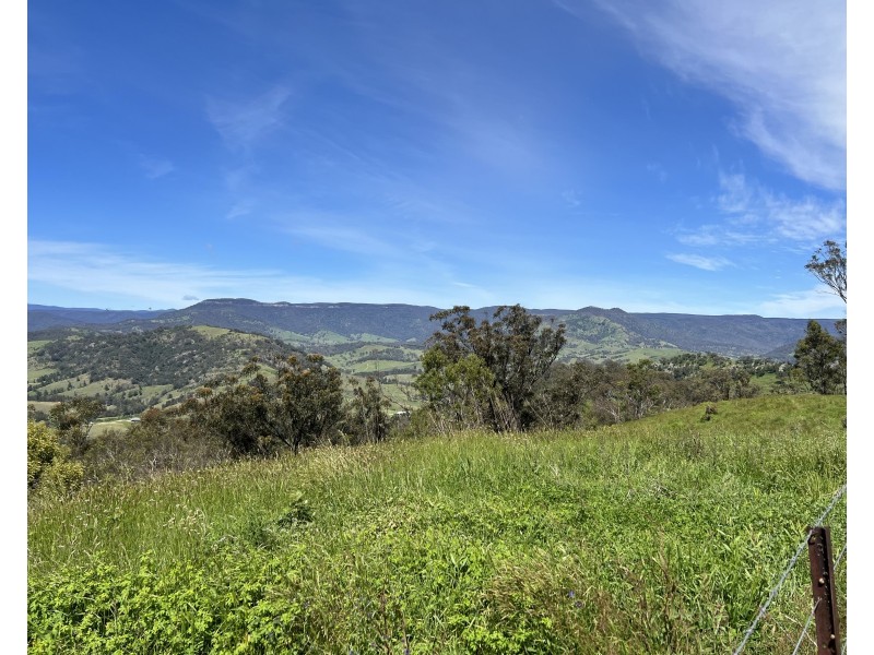 427 Cullenbenbong Road, Ganbenang NSW 2790