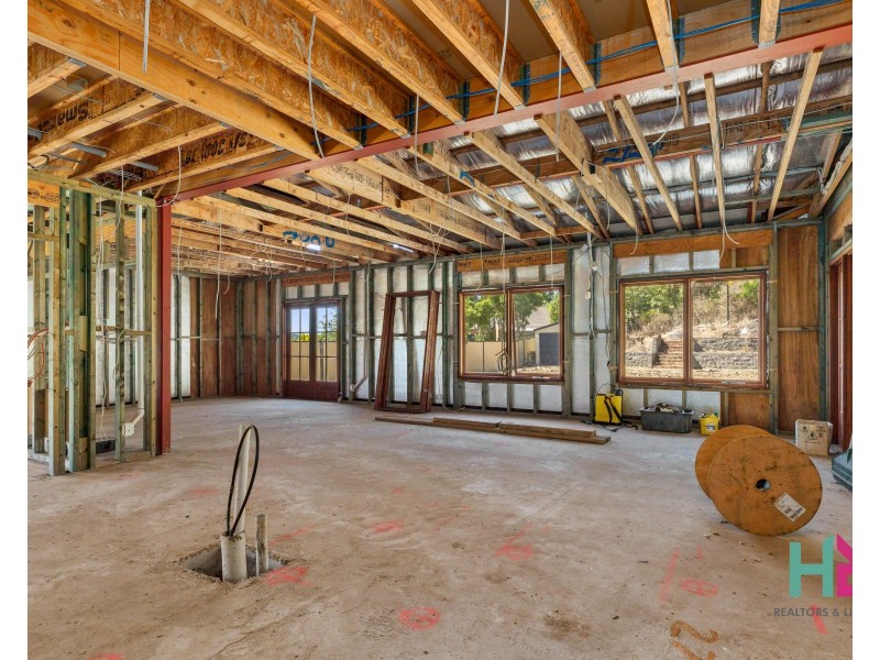 5 Bursaria Place, South Bowenfels NSW 2790